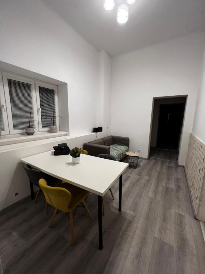 Mlynsky Ostrov Apartment 2 Zdice Luaran gambar